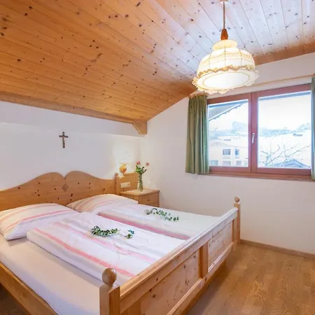 Binterhof Rosalpina App * Castelrotto