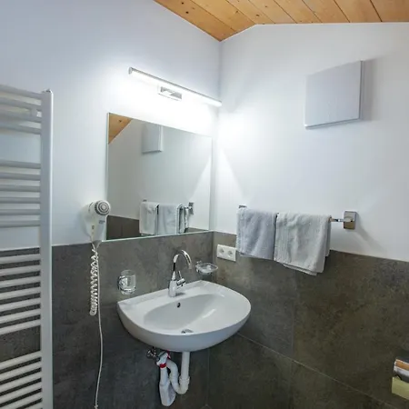 Binterhof Rosalpina App Farm stay Castelrotto
